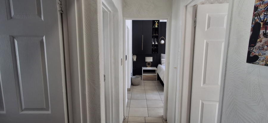 3 Bedroom Property for Sale in Northwold Gauteng