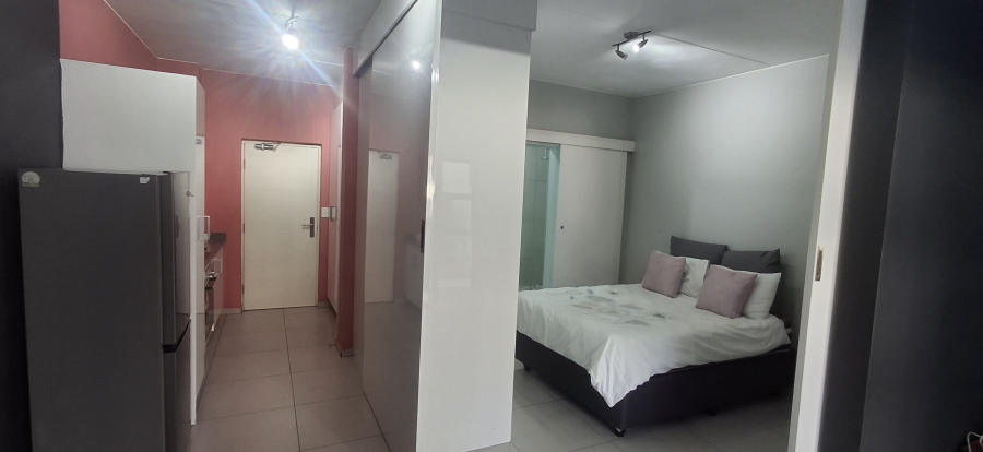 1 Bedroom Property for Sale in North Riding Gauteng