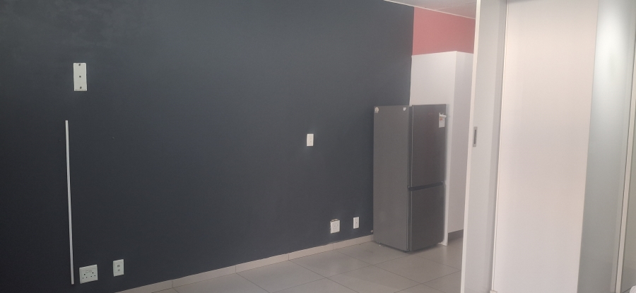 1 Bedroom Property for Sale in North Riding Gauteng