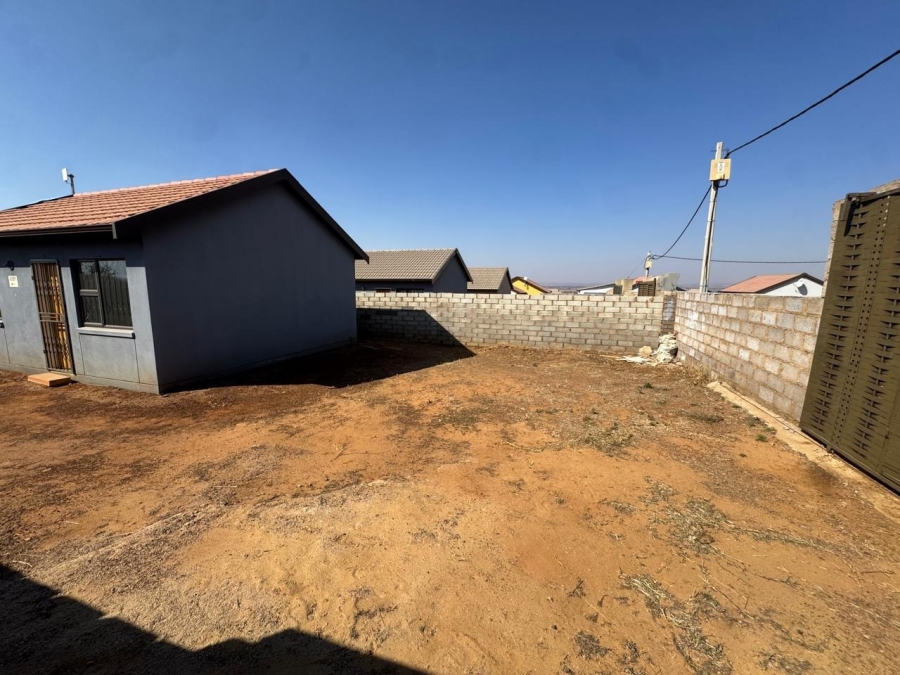 2 Bedroom Property for Sale in Toekomsrus Gauteng