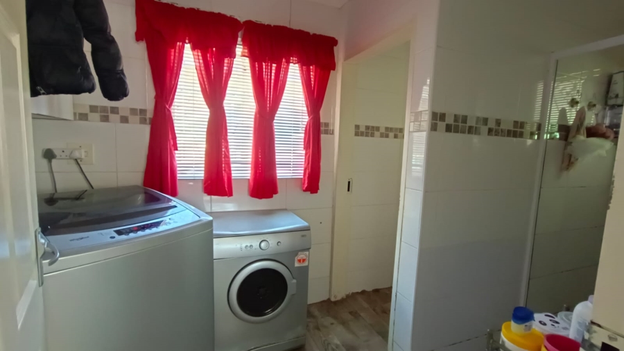 2 Bedroom Property for Sale in Randgate Gauteng
