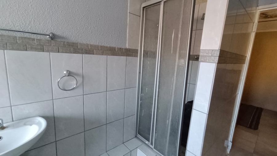 2 Bedroom Property for Sale in Randgate Gauteng