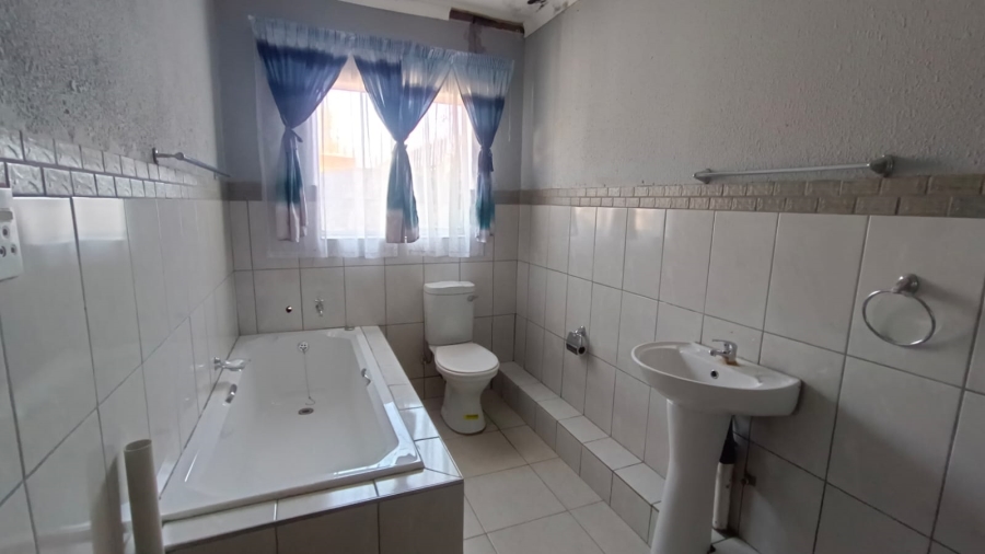 2 Bedroom Property for Sale in Randgate Gauteng