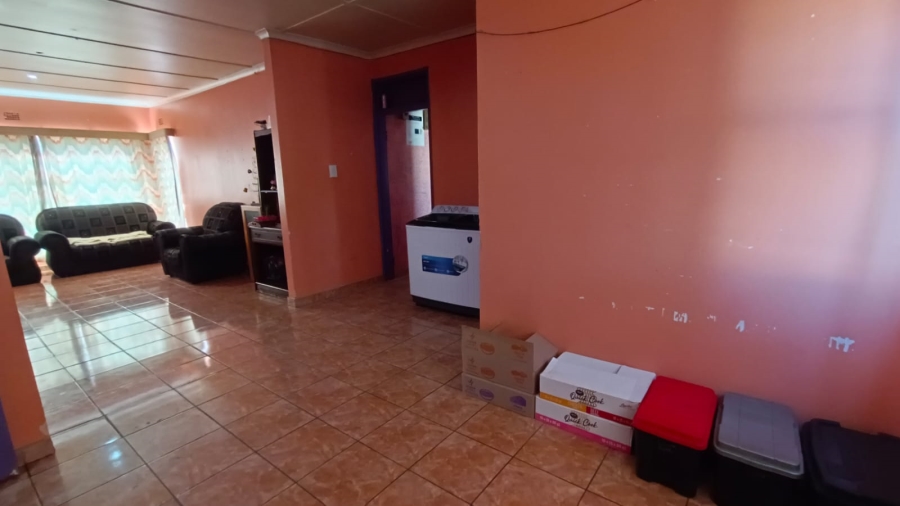 3 Bedroom Property for Sale in Finsbury Gauteng