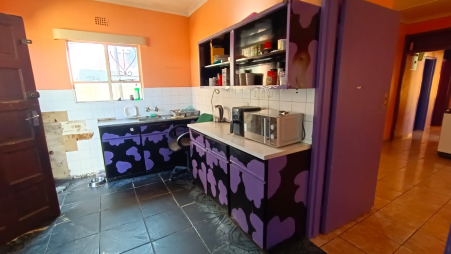 3 Bedroom Property for Sale in Finsbury Gauteng