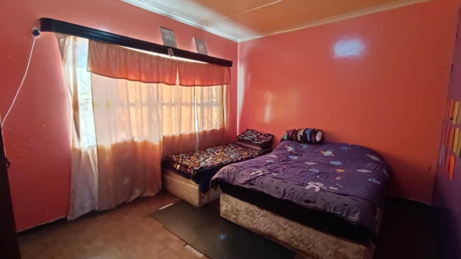 3 Bedroom Property for Sale in Finsbury Gauteng