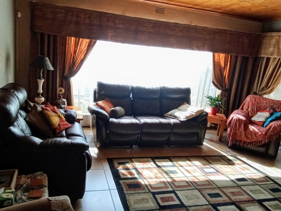 3 Bedroom Property for Sale in Helderkruin Gauteng