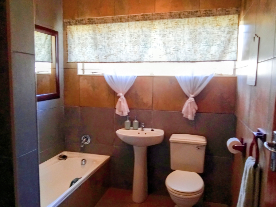3 Bedroom Property for Sale in Helderkruin Gauteng