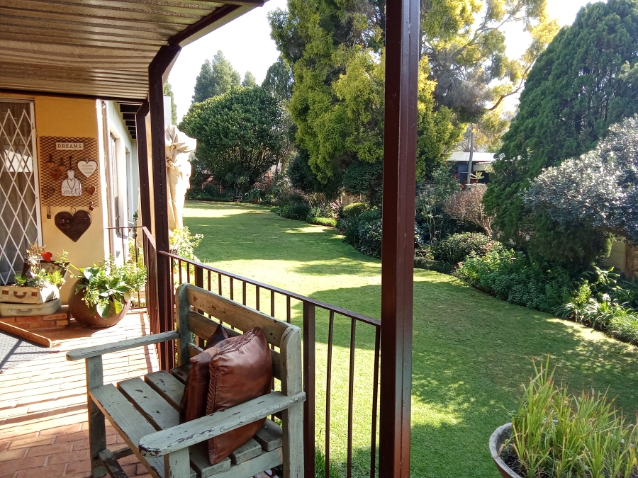 3 Bedroom Property for Sale in Helderkruin Gauteng