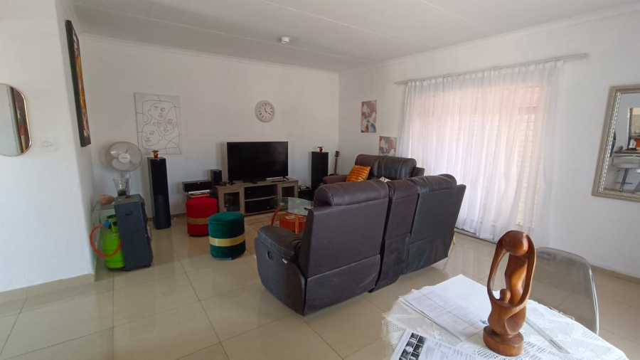 2 Bedroom Property for Sale in Homelake Gauteng