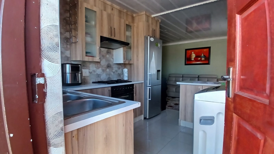 2 Bedroom Property for Sale in Lower Finsbury Gauteng