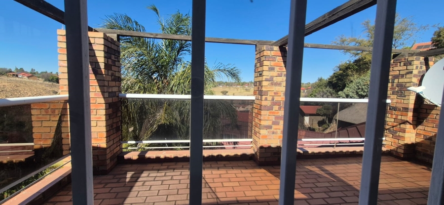 5 Bedroom Property for Sale in Rant En Dal Gauteng