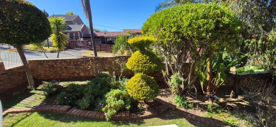 5 Bedroom Property for Sale in Rant En Dal Gauteng