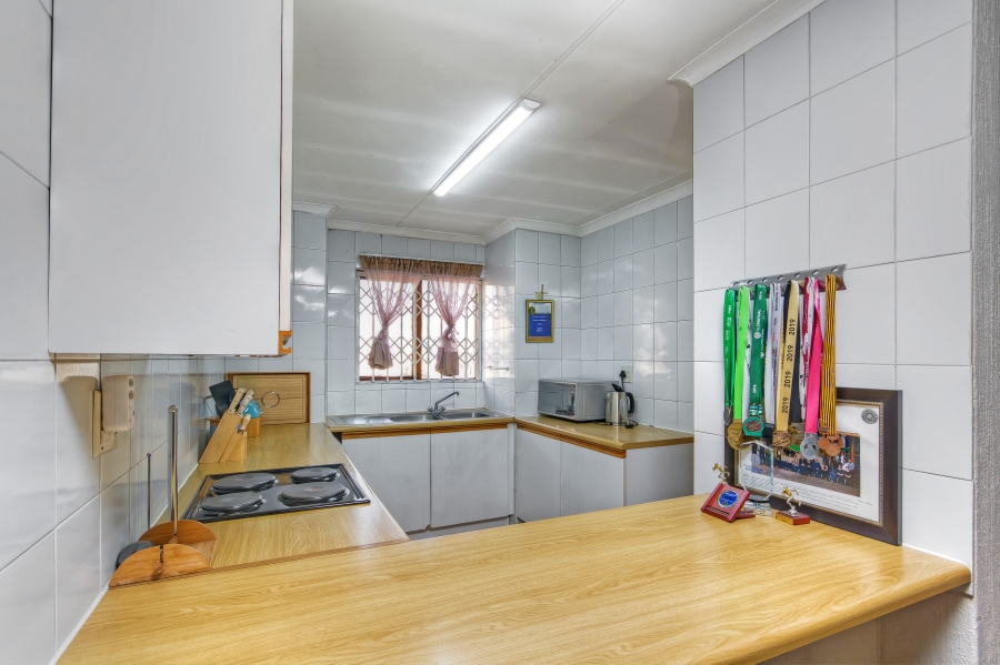 2 Bedroom Property for Sale in Sunninghill Gauteng