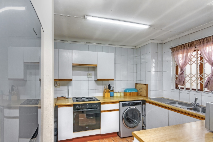 2 Bedroom Property for Sale in Sunninghill Gauteng