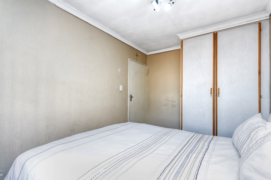 2 Bedroom Property for Sale in Sunninghill Gauteng
