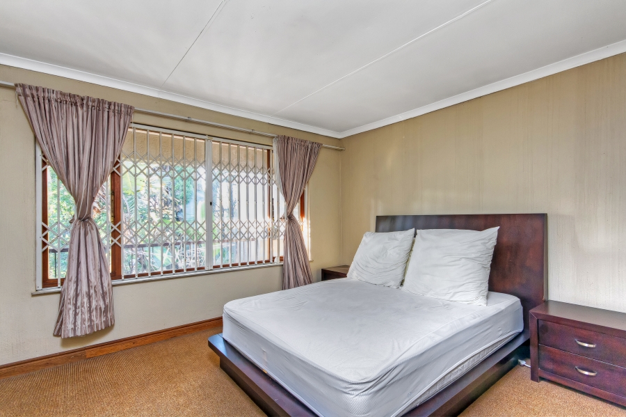 2 Bedroom Property for Sale in Sunninghill Gauteng