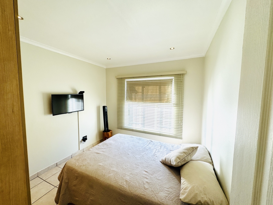 3 Bedroom Property for Sale in Thatchfield Close Gauteng
