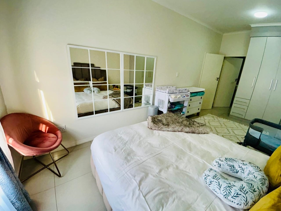 2 Bedroom Property for Sale in Erand Gardens Gauteng
