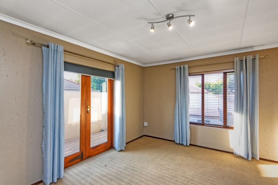 4 Bedroom Property for Sale in Beverley Gauteng