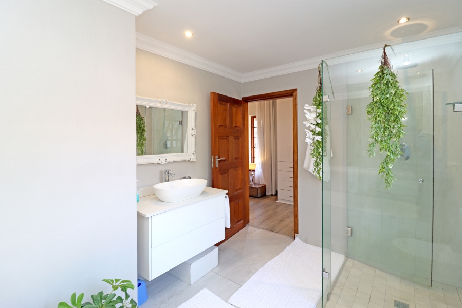 4 Bedroom Property for Sale in Randjesfontein A H Gauteng