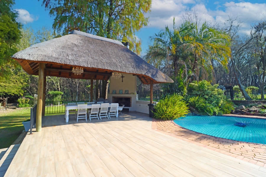 4 Bedroom Property for Sale in Randjesfontein A H Gauteng