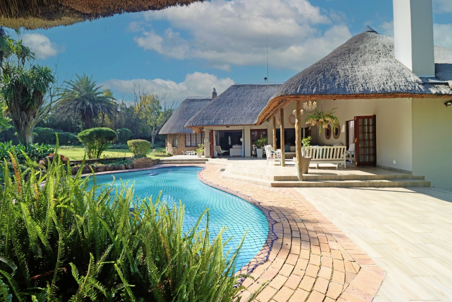 4 Bedroom Property for Sale in Randjesfontein A H Gauteng