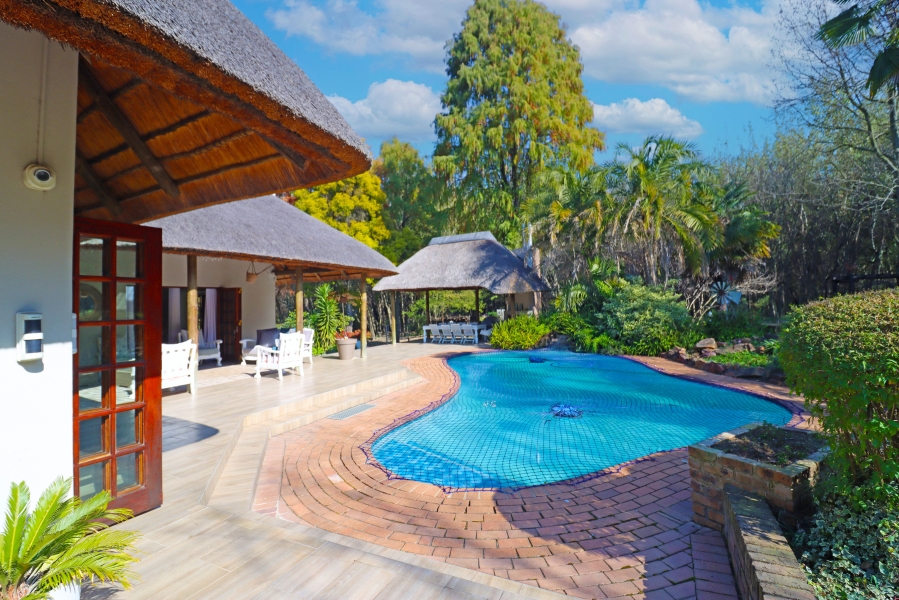 4 Bedroom Property for Sale in Randjesfontein A H Gauteng