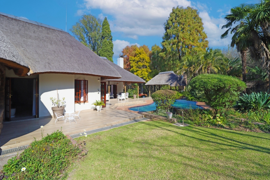 4 Bedroom Property for Sale in Randjesfontein A H Gauteng