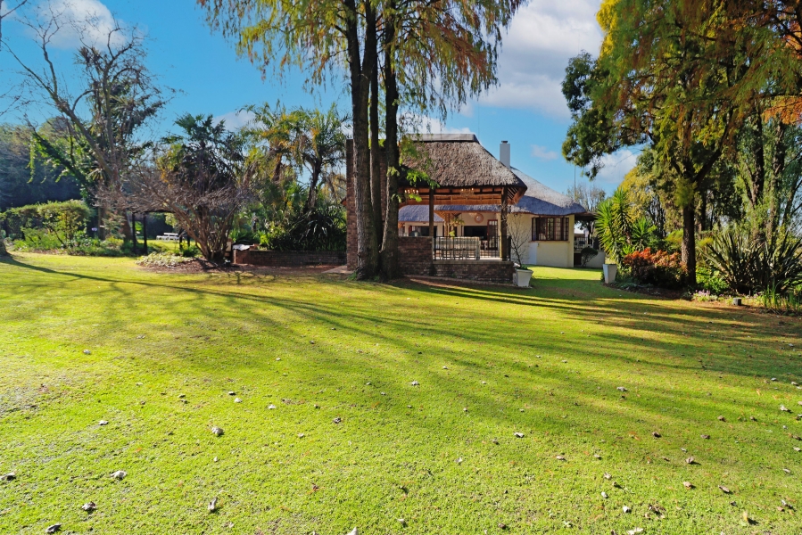4 Bedroom Property for Sale in Randjesfontein A H Gauteng