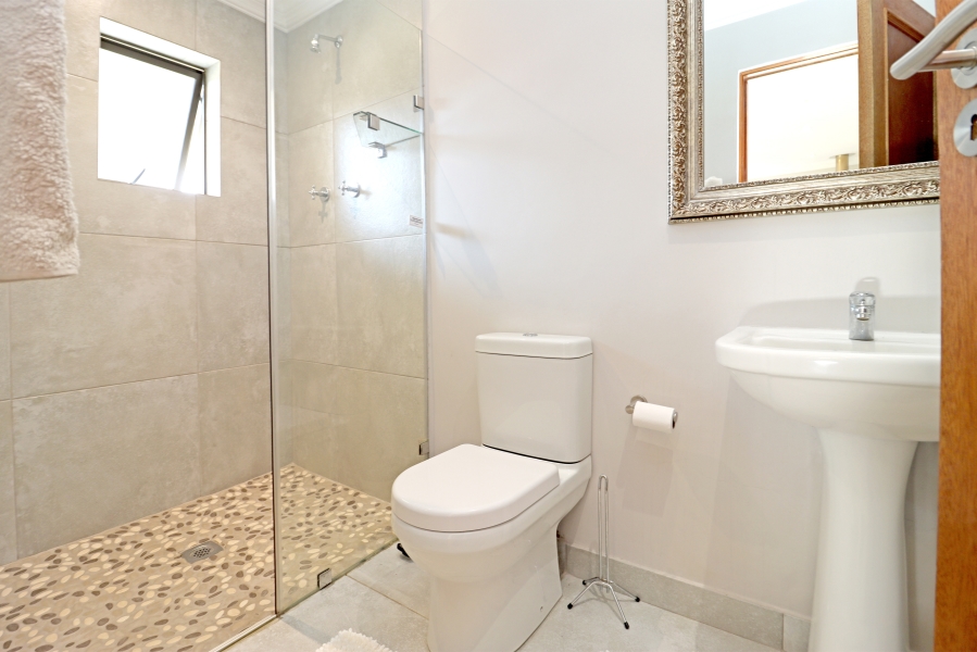 4 Bedroom Property for Sale in Randjesfontein A H Gauteng