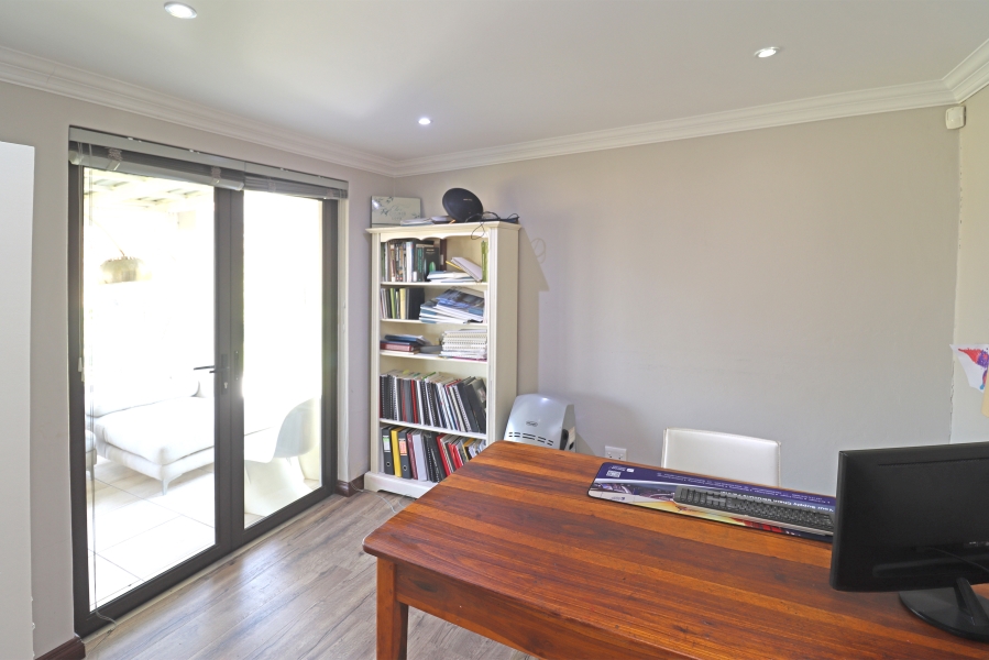4 Bedroom Property for Sale in Randjesfontein A H Gauteng