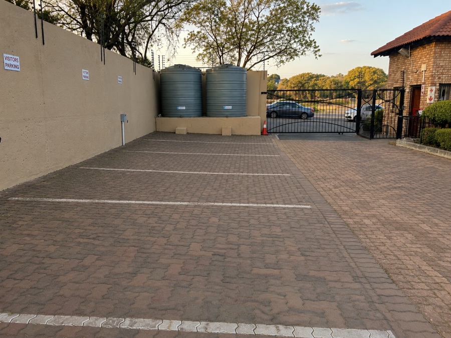 2 Bedroom Property for Sale in Halfway Gardens Gauteng