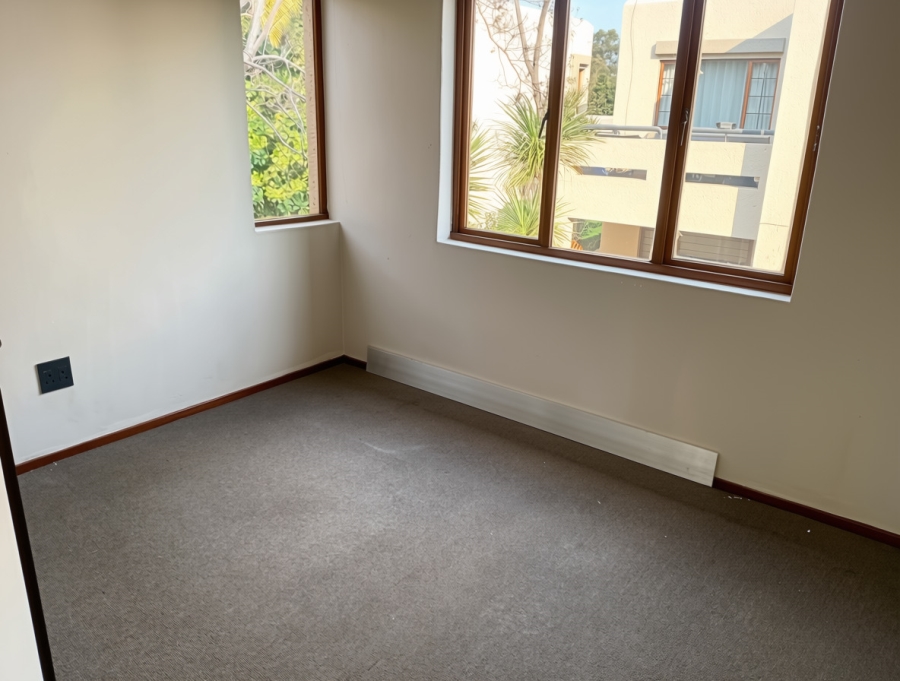 2 Bedroom Property for Sale in Bryanston Gauteng