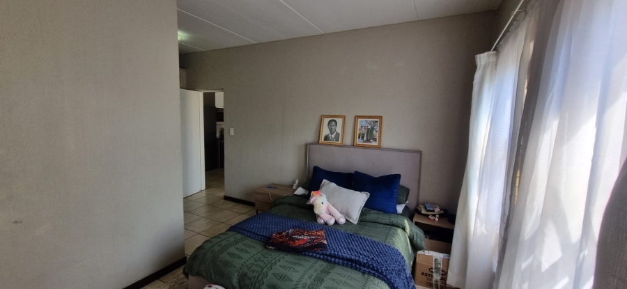 2 Bedroom Property for Sale in Barbeque Downs Gauteng
