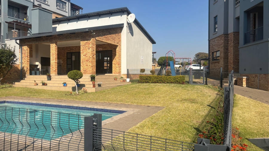 2 Bedroom Property for Sale in Barbeque Downs Gauteng