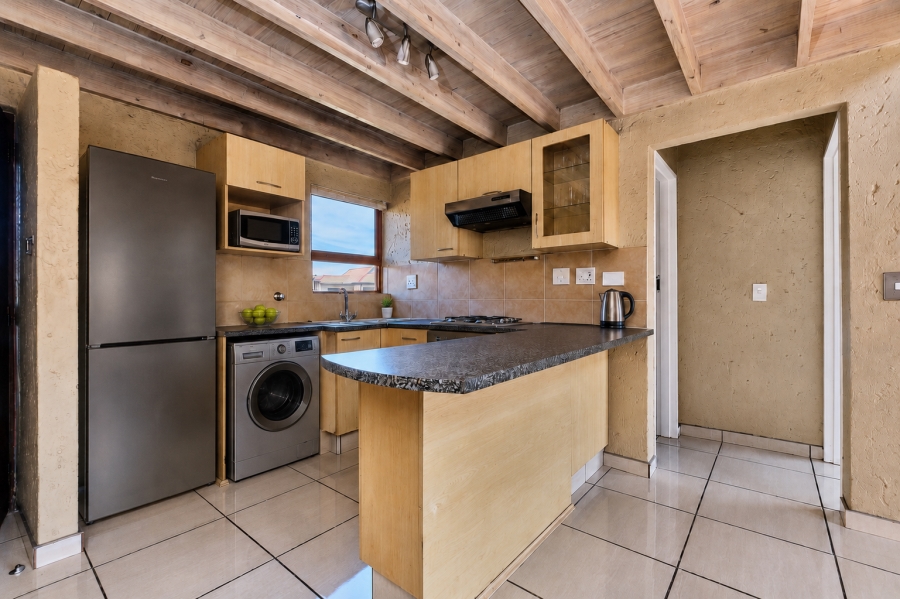 1 Bedroom Property for Sale in Sunninghill Gauteng