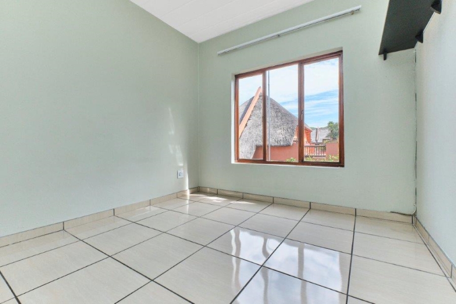1 Bedroom Property for Sale in Sunninghill Gauteng