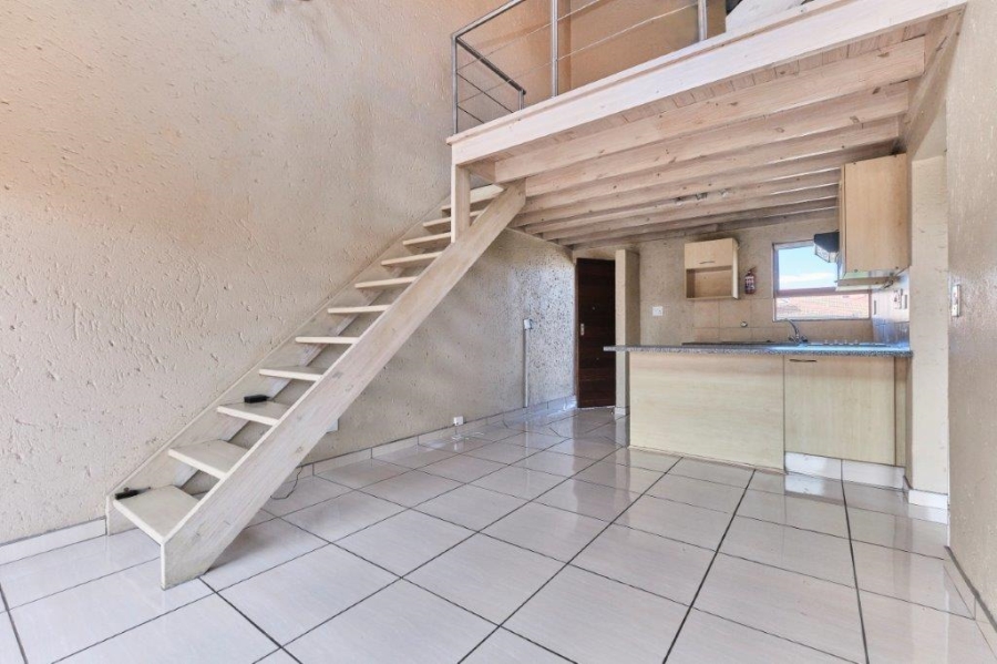 1 Bedroom Property for Sale in Sunninghill Gauteng
