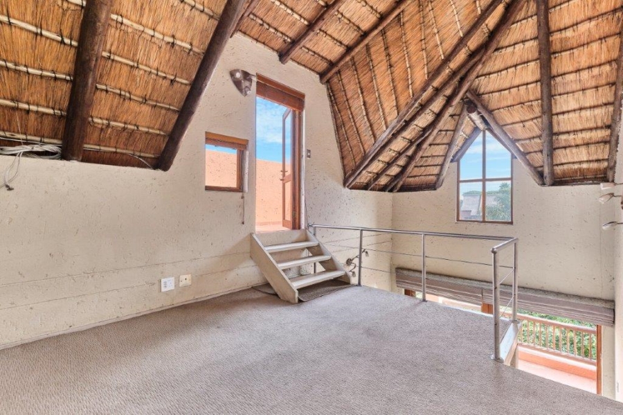 1 Bedroom Property for Sale in Sunninghill Gauteng