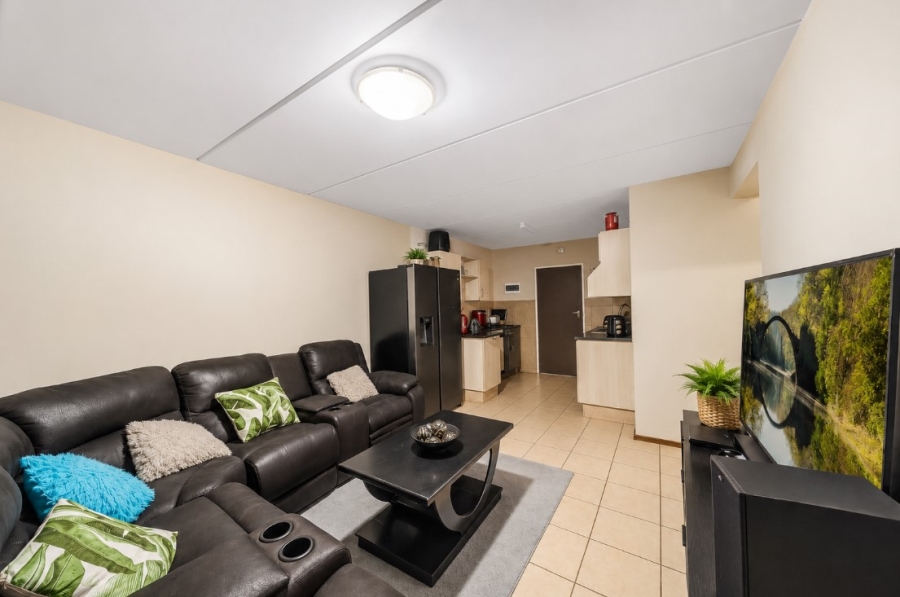 2 Bedroom Property for Sale in Noordwyk Gauteng
