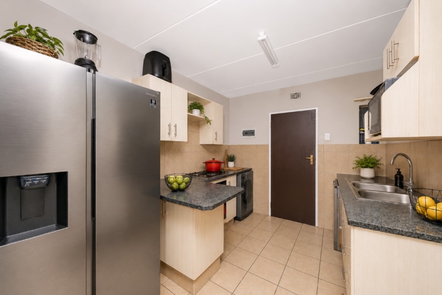 2 Bedroom Property for Sale in Noordwyk Gauteng