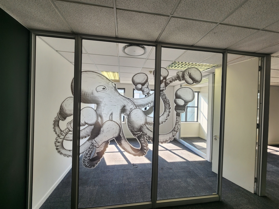 To Let Commercial Property for Rent in Barlow Park Gauteng