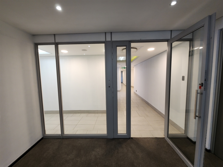 To Let Commercial Property for Rent in Sandhurst Gauteng