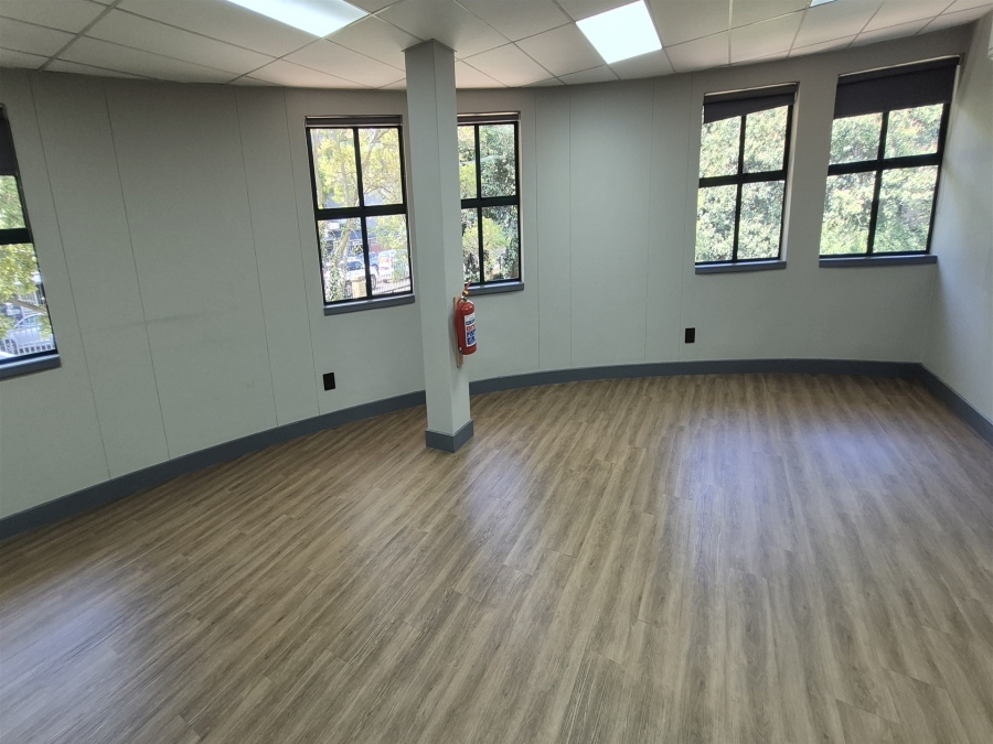 To Let Commercial Property for Rent in Dunkeld Gauteng