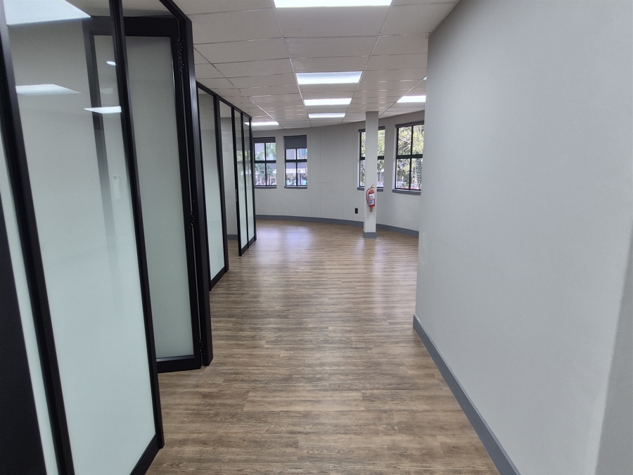 To Let Commercial Property for Rent in Dunkeld Gauteng