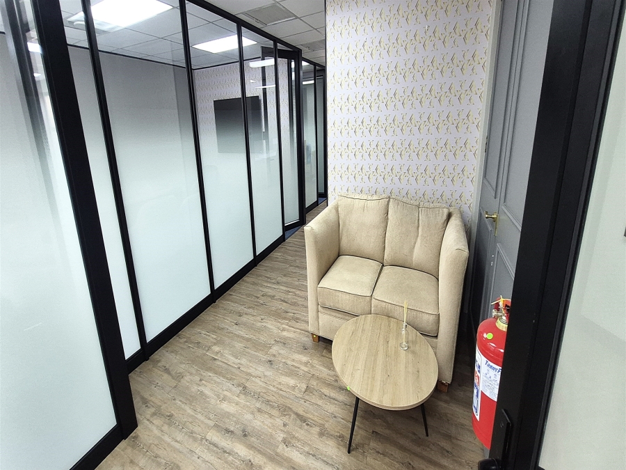 To Let Commercial Property for Rent in Dunkeld Gauteng