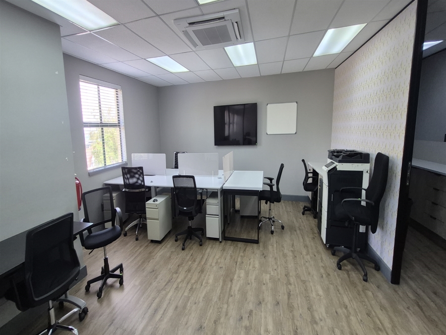 To Let Commercial Property for Rent in Dunkeld Gauteng