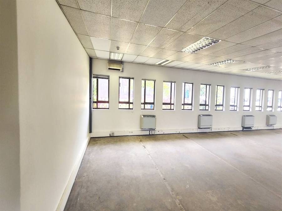 To Let Commercial Property for Rent in Hyde Park Gauteng