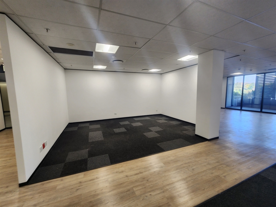 To Let Commercial Property for Rent in Glenadrienne Gauteng